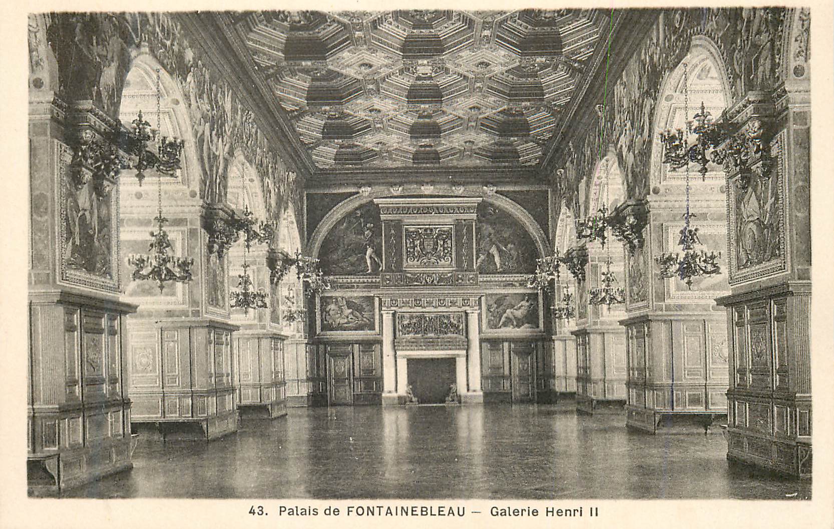 Palacio de FONTAINEBLEAU — Galería Henri II